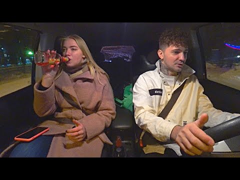 Видео: АЛКАШКА КИНУЛА ТАКСИСТА НА ДЕНЬГИ / РЕАКЦИЯ ЛЮДЕЙ