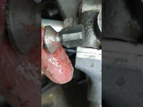 Видео: Разгрузочный кран подъёма кузова Камаз 55111, он же трясун, часть 2