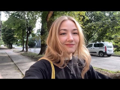 Видео: Життя у Львові | зустрічі з друзями, тривожні думки і швейні справи 🦥✨