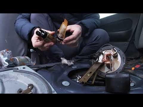 Видео: Мазда фамилия BHALP.Z5. Почему не заводится? Заглохла..причина.. БЕНЗОНАСОС