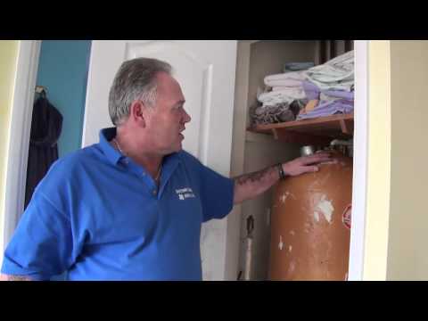 Видео: Учебное пособие по водоснабжению и сантехнике, часть 8 — Установка душа с сильным напором воды