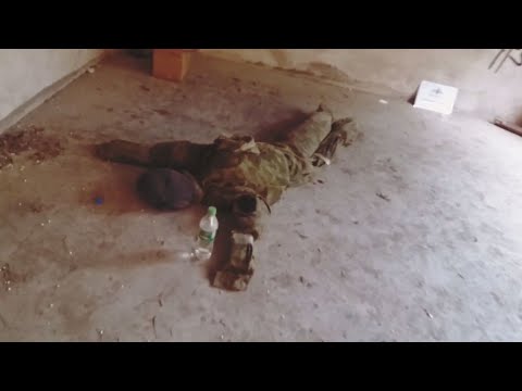 Видео: ЖУТКИЕ НАХОДКИ В ЗАБРОШЕННОМ ЛАГЕРЕ. НАМ ХОТЕЛОСЬ УЙТИ