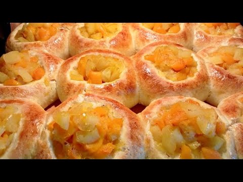 Видео: Вкусные Нежные Булочки с Тыквой и Яблоками /