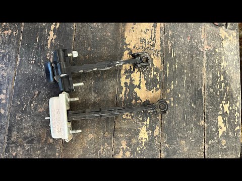 Видео: Установка ограничителей двери Ford Focus 3 на Opel Astra J GTC