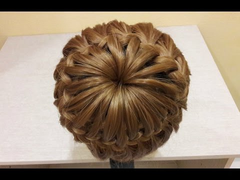 Видео: Делаем прическу паутинка / корона. Crown Braid