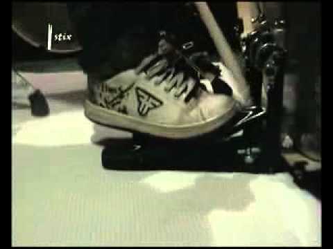 Видео: Павел Лохнин - Различные техники игры ногами (Bass-Drum Lesson)