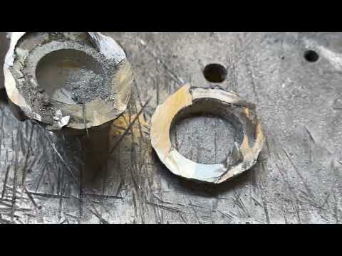 Видео: Ремонт шаровых опор Nissan Fuga