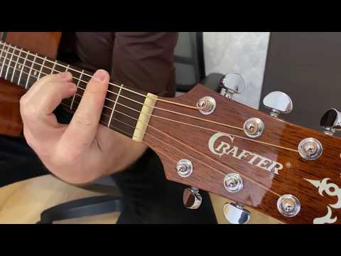 Видео: Михаил Боярский "Зеленоглазое такси" на акустической гитаре.