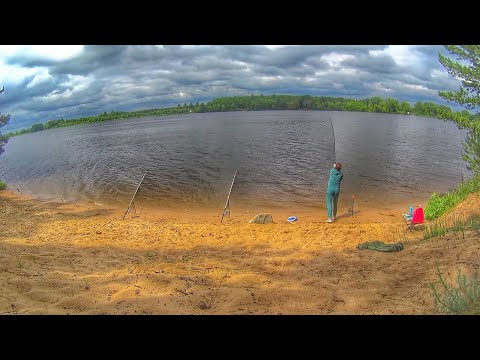 Видео: УТРЕННЯЯ РЫБАЛКА.РЫБА КЛЮЕТ НА ПЕНОПЛАСТ.ЛОВЛЮ НА ДОНКИ. Russian fishing