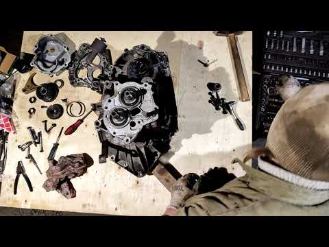 Видео: Как переделать КПП с фиат брава на мультиплу.(разбор КПП фиат мультипла).