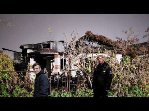 Видео: Я нашёл заброшенный сгоревшей дом в городе мы с Иваном решили его проверить 