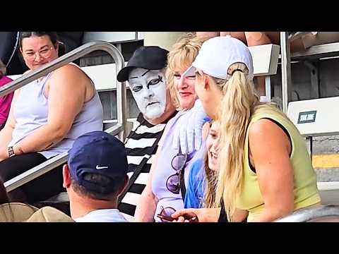 Видео: Мим ТОМ из SeaWorld Orlando (ТЫ БУДЕШЬ МНОГО смеяться 😂🤣) 03 октября 2024 г.#tomthemime#seaworldmime