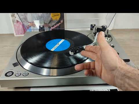 Видео: Проигрыватель винила Technics SL-1301. Made in Japan.ТЕСТ.