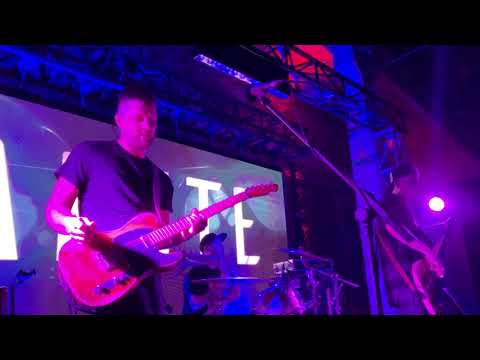 Видео: AKUTE - Адзiноцтва (live in Minsk 2020)