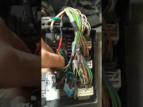 Видео: не заводиться пежо#не заводиться ситроен#пежо не крутит стартер и не работает отопитель