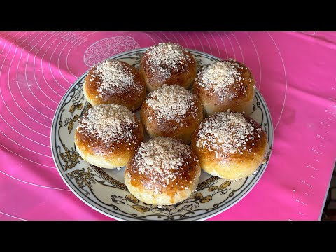 Видео: Ашыған сүттен мамықтай жұмсақ бөлкелер жасаймын.Ашыған сүтті төкпеңіз.Қазақша рецепт.