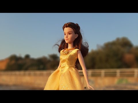 Видео: Обзор на куклу Белль от Hasbro по фильму красавица и чудовище. | Анюта Love