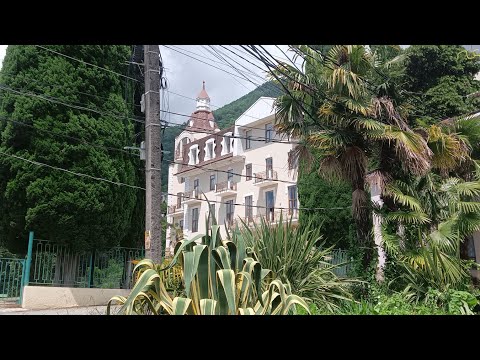 Видео: Абхазия.Гагра 30.06.25.Обзор ул.Генерала Дбар(ул. Ленина)