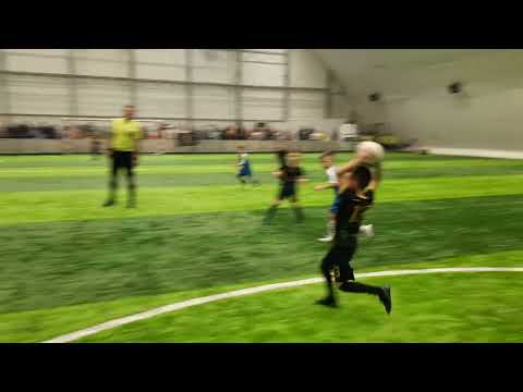 Видео: Первенство г. Таганрога по футболу: Кудесник мяча 2017 2:3 Академия футбола 2-ой тайм часть 2