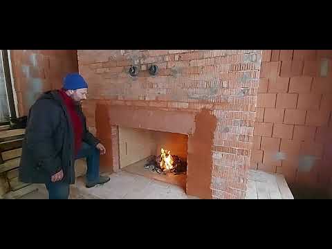 Видео: Мощный Камин с принудительной подачей воздуха с улицы.