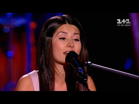 Видео: Юлия Запорожец – Ой, летять галочки – нокауты – Голос страны 7 сезон