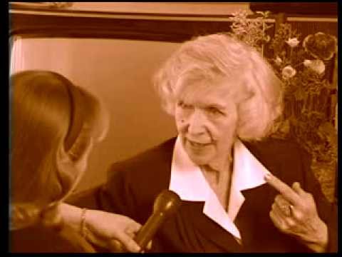 Видео: Диктор Валентина Леонтьева в программе "Здравствуй, мама!"