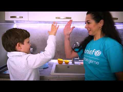 Видео: Историята на Марти и семейството му от с. Сотиря, които използват платформата Подкрепи ме на УНИЦЕФ