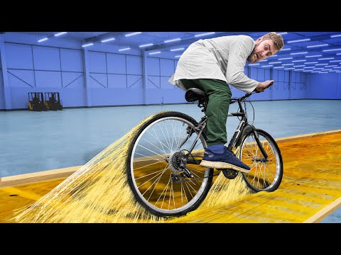 Видео: ВЕЛОСИПЕД VS СУПЕР ЛИПКАЯ ДОРОГА