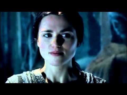 Видео: Моргана Пендрагон Осторожно брюнетка с русскими субтитрами в конце