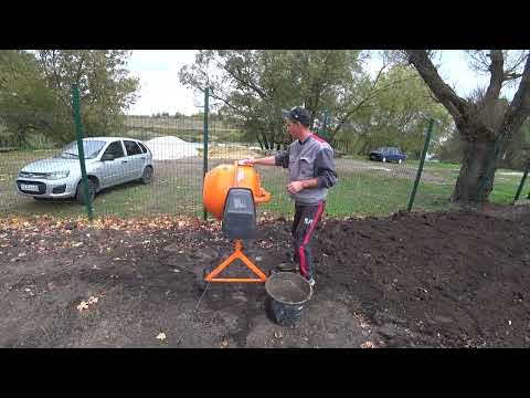 Видео: Строим фундамент для печи..