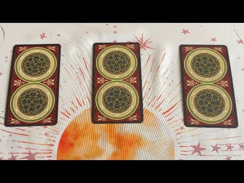 Видео: Его Мысли о Тебе 💋 На что Следует Обратить Внимание‼️ #таро #гадание #russian_tarot