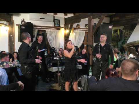 Видео: ВАНЯ ВЪЛКОВА