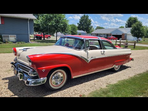 Видео: Оригинальный Ford Fairlane Crown Victoria 292 1955 года с гидроусилителем руля, тормозами, окнами...