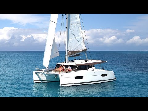 Видео: Fountaine-Pajot 40. Лучший КАТАМАРАН. Обзор катамарана для Чартера.  Аренда катамарана в Турции.