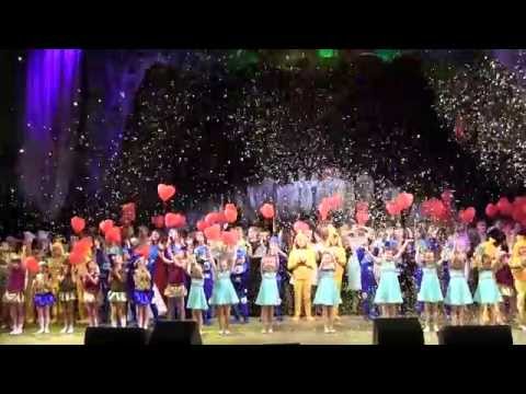 Видео: Авторская школа Бойко мюзикл 2015 " Аленький цветочек "