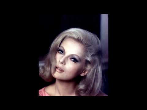 Видео: Итальянская богиня -  неземной красоты - Вирна Лизи