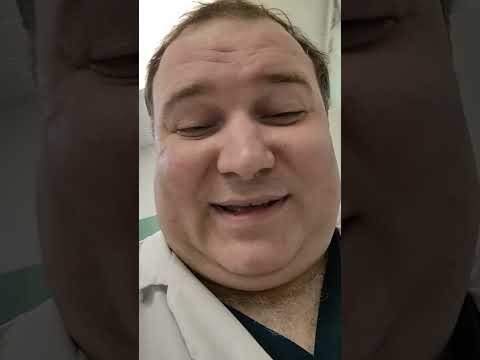 Видео: Не торопитесь удалять гланды, часто хроническое воспаление глотки путают с хроническим тонзиллитом