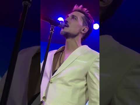 Видео: Дима Билан - Ты должна рядом быть (Shore House, Москва, 19.08.2022)