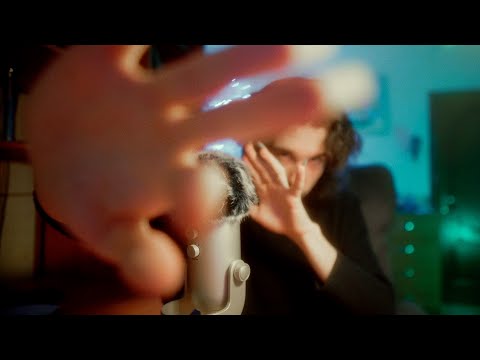 Видео: АСМР СУХИЕ vs ВЛАЖНЫЕ ЗВУКИ РУК (и немного болтавни)