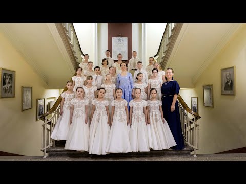 Видео: "Ангелы в небе" - Рождественская колядка