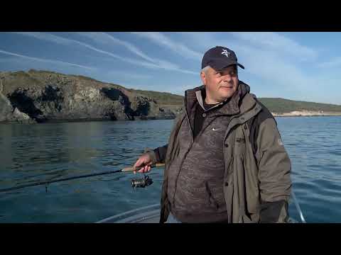 Видео: С чепаре край Маслен нос - част 1 / Sabiki rigs fishing on Black sea - part 1
