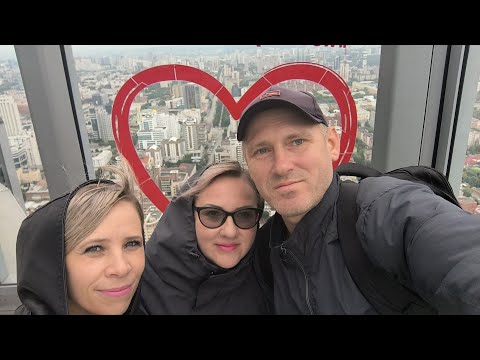Видео: Приехала родня из Казахстана! Прогулка по Екатеринбургу и смотровая площадка на Высоцком!