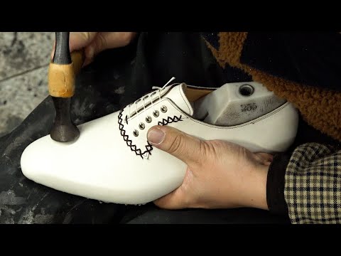 Видео: Процесс изготовления обуви для гольфа с рантом Goodyear. Корейский мастер обуви ручной работы