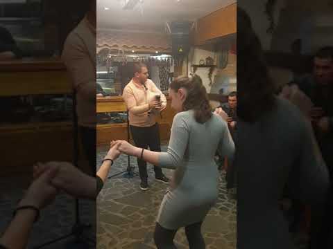 Видео: Явор Бобев в механа "Мамин Кольо"