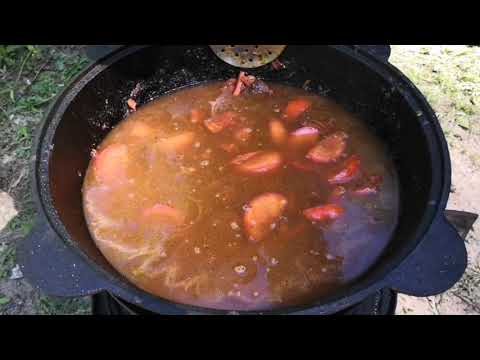 Видео: ПРАЗДНИЧНАЯ ШУРПА В КАЗАНЕ НА КОСТРЕ