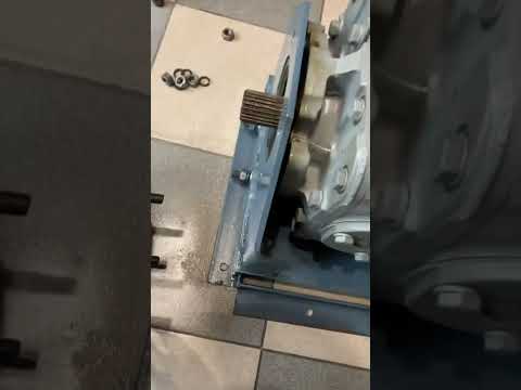 Видео: Опора насоса гидростатики НП-90