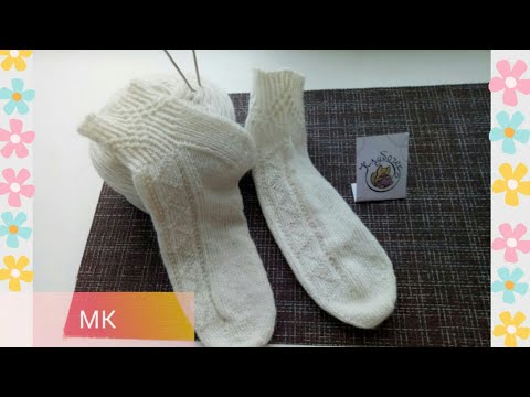 Видео: Мастер класс по узору + схема.Красивые носочки с теневым узором Зигзаг