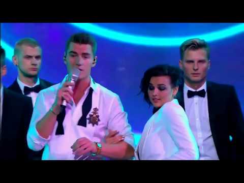 Видео: Алексей Воробьев BigCityJazzShow CoffeetimeBand с интерактивным номером  "Самая красивая" на RU TV