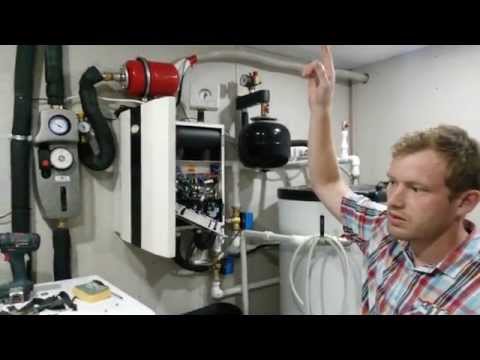 Видео: Инструкция по монтажу плоского солнечного коллектора. Часть 2