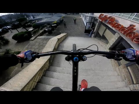 Видео: Брутално каране‼️ БАЙК ЧЕКОВЕ НА КОЛЕЛАТА + БОНУС ПАДАНЕ‼️